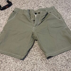 Kuhl size 36 Men's Olive Green Shorts